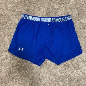 Under Armour Shorts
Blue
Medium